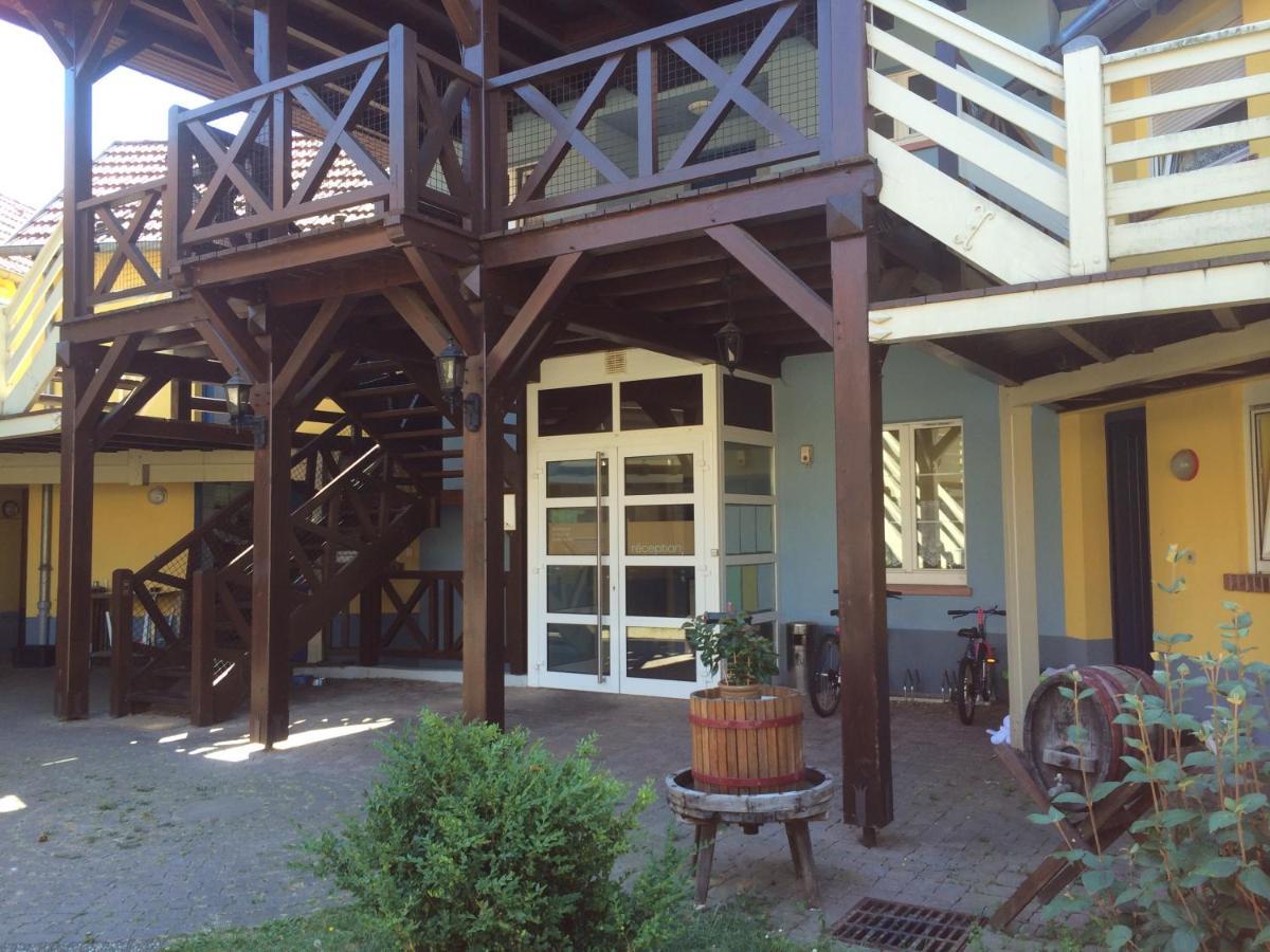 Le Relais De Wasselonne Aparthotel Exterior photo